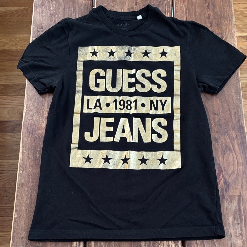 Guess Men's Black Short Sleeve Tee With Guess Logo On Chest Size S